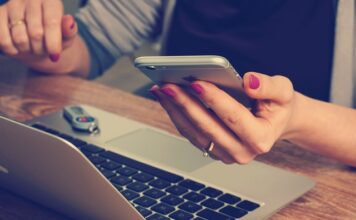 Ile zarabia księgowa w szkołę? Ile zarabia księgowa w szkołę?