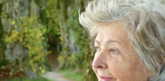 Czy nauczyciel może przejść na emeryturę w wieku 55 lat?