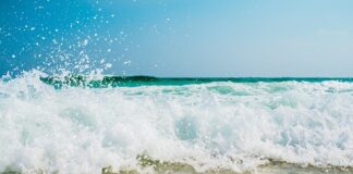 Dlaczego turkus zmienia kolor?