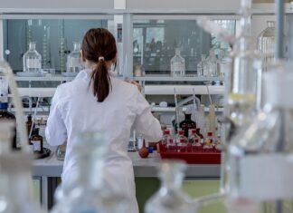 Kto przeszedł test Turinga?