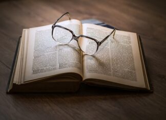 Jakie informacje zawierają instrukcje? Jakie informacje zawierają instrukcje?